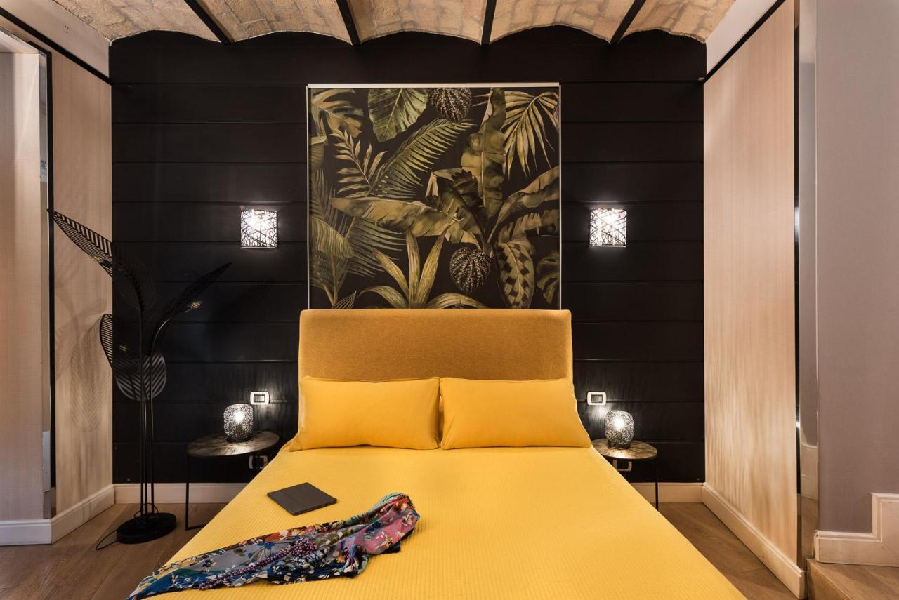 רומא Idyllia - Colosseum Luxury Apartment מראה חיצוני תמונה