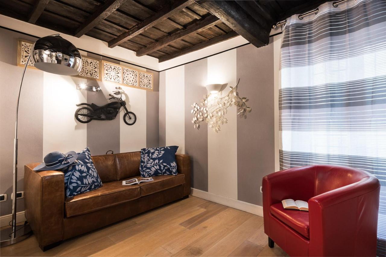 רומא Idyllia - Colosseum Luxury Apartment מראה חיצוני תמונה