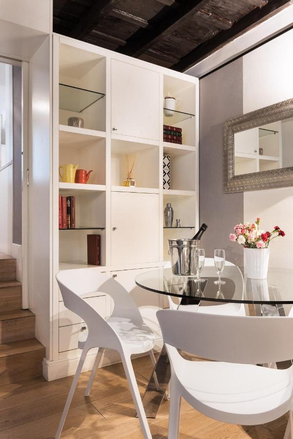 רומא Idyllia - Colosseum Luxury Apartment מראה חיצוני תמונה